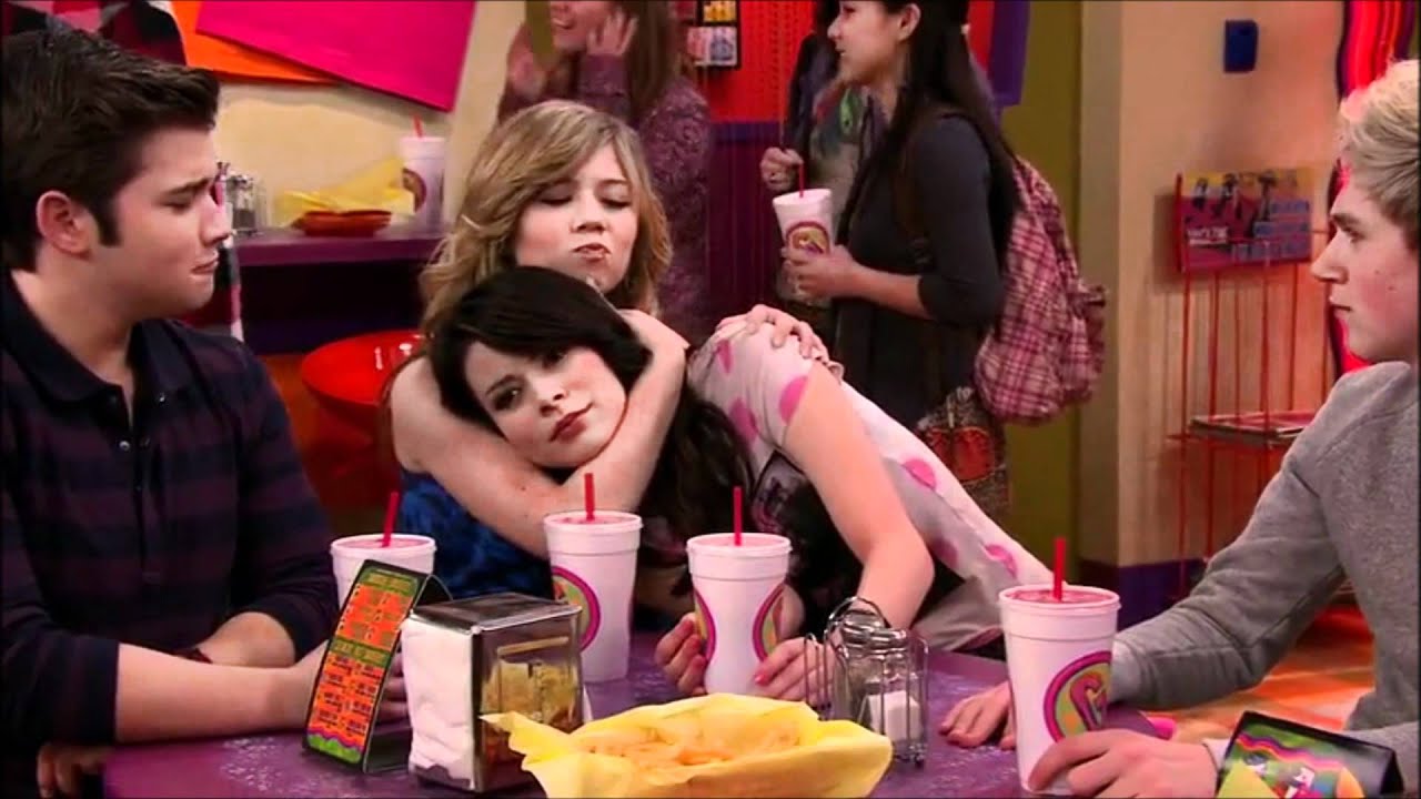 Sam De Icarly Desnuda