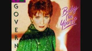 Watch Maureen McGovern Blue On Blue video