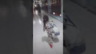Zulfaa Antr Tante Nia Kers