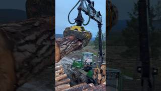 How To See Unloading Wood To The 1510G Forwarder #Trending  #Forwarder #Johndeere #Viral #Wood #Tree