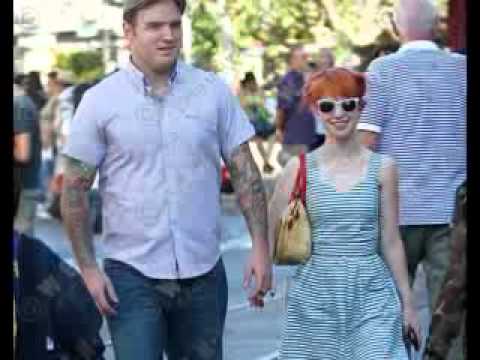 photos of hayley williams and her boyfriend chad gilbert in July october 