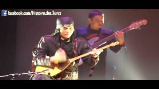 Dombra - Ulytau Instrument Des Turcs Du Kazakhstan
