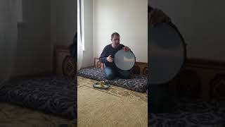 Giydim Beyazları Çıktım Yollara
