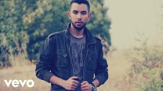 Watch Oussama Belhcen Kolshi Bin Yeddi video