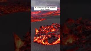 İnanilmaz Lav Akışı. La Palma Adası İspanya