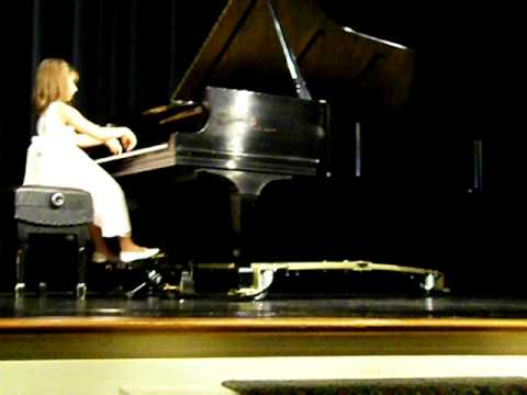 EMILY BEAR - 7 years old - plays "Northern Lights" -- an Original Piano Composition