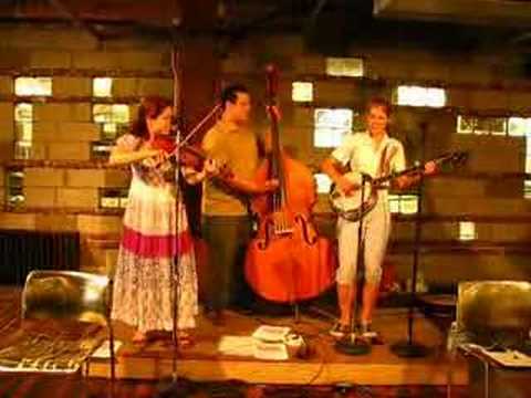 Pollyanna band plays Chelsea Market in NYC every other Sunday during the