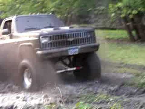 chevy 4x4 playing in mud - YouTube