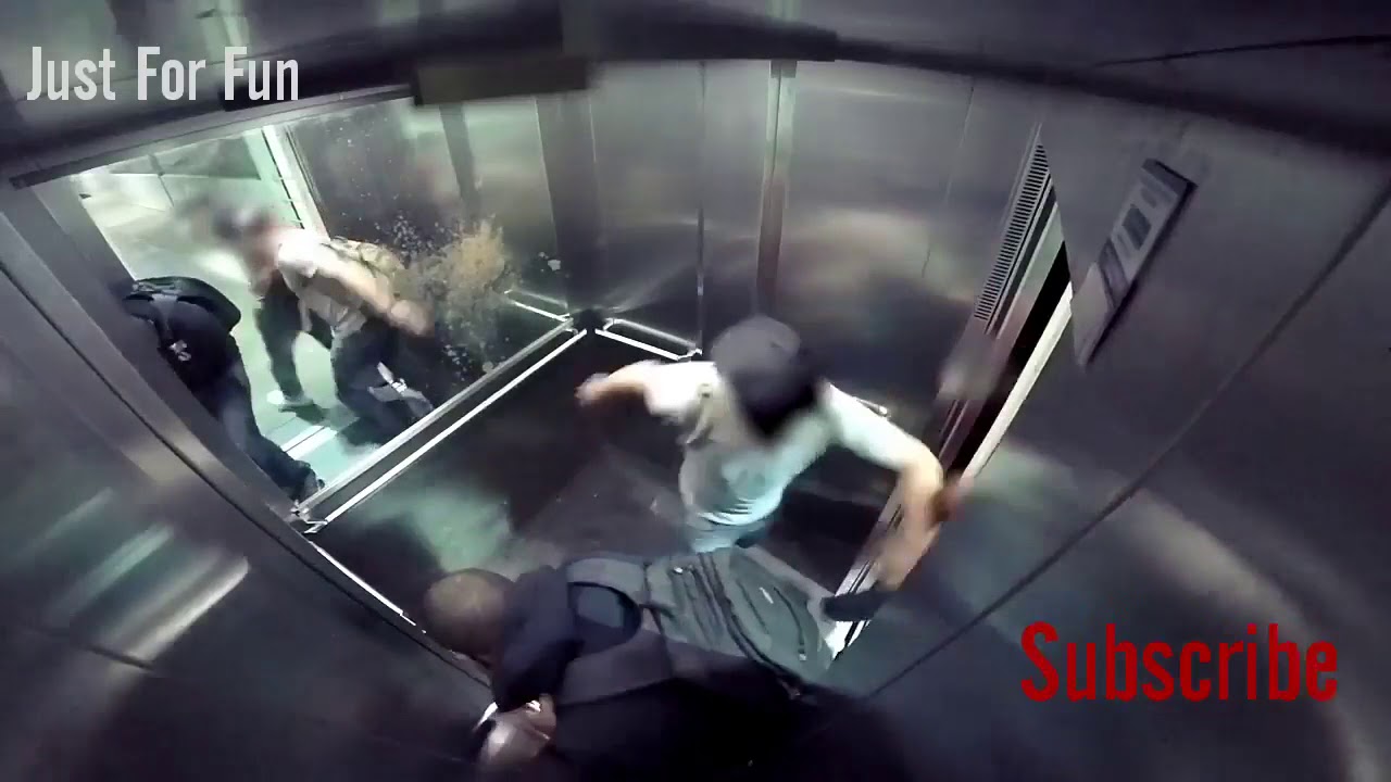 Elevator fart