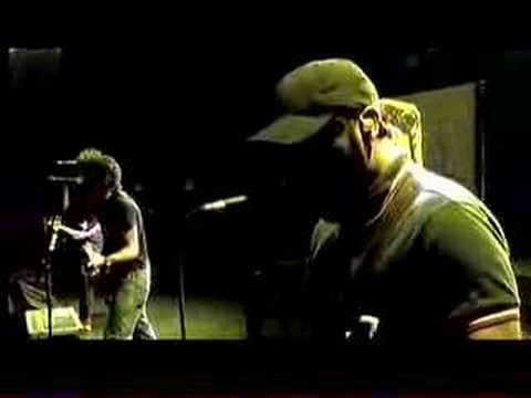 Sum 41 - We're all to Blame