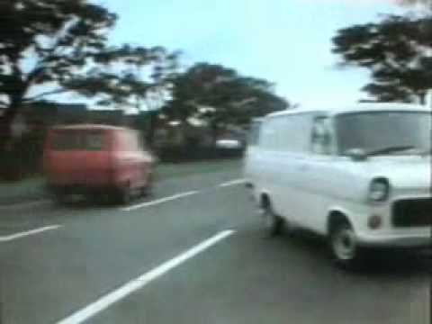 Mk1 Ford Transit Van Gypsy chase
