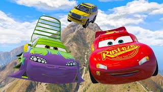 Şimşek Mcqueen Ekibi Vs Toyota Ailesi Arabalar Dağdan İniş Parkurunda - Gta 5 Mods
