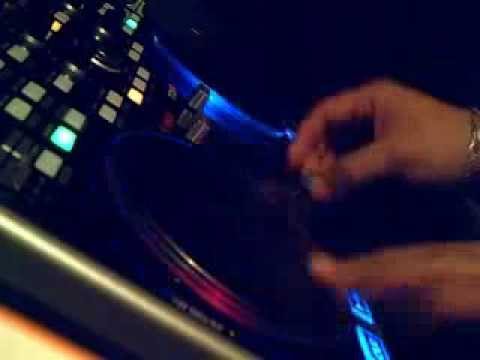 serato itch VCI-300 Vestax  by  DJ JIMMIX