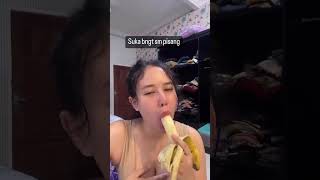Kimochiberlin Suka Banget Sama Pisang Gede
