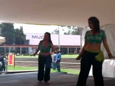 Devanagari - bollywood dance - Bole Chudiyan UNAM 2012