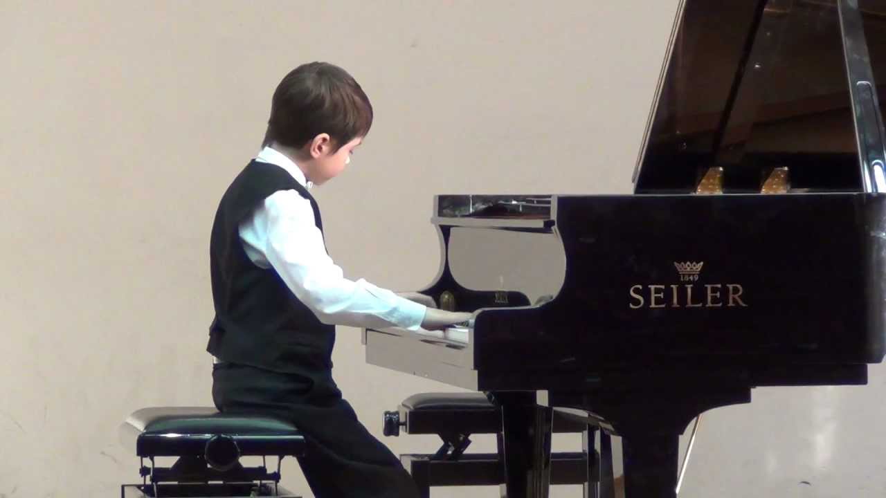 Бетховен, "Весело, грустно", исполняет Егор Путилин