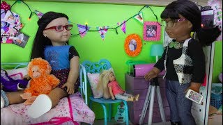 Melody Comes to Visit (American Girl Stopmotion)