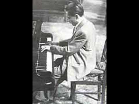 Download Vadim Chaimovich plays Sonetto 104 del Petrarca by Liszt Song and Music Video for Free 