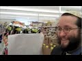 Rabbi helps shoppers define kosher