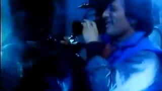 Watch Alice Cooper See Me In The Mirror video