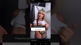 Dj Agatha Pagando Peitinho