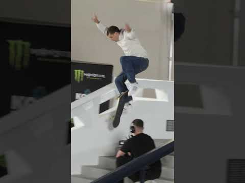 Vincent Milou Kickflip Front Tail on the UCI-Inspired spot 🔥