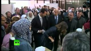 Башар Асад и его супруга проголосовали на парламентских выборах в Дамаске