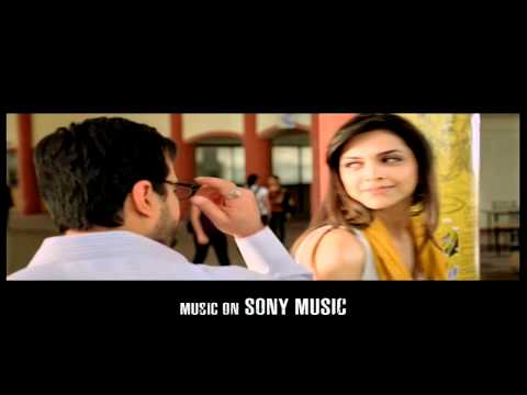 Aarakshan - Accha Lagta Hai with Deepika Padukone & Saif Ali...