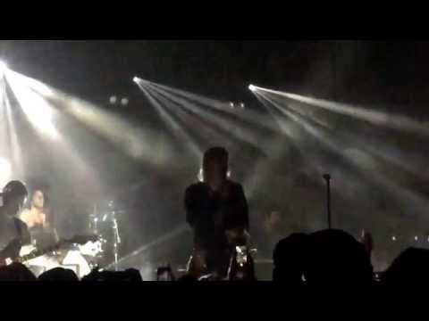 Скачать музыку the neighbourhood the beach