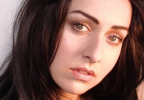 Telescopic Mascara on Breaking Dawn Trailer Bella Swan Kristen Stewart Makeup Tutorial