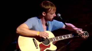 Watch Kevin Devine This Box Is Empty video