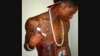 Watch Soulja Boy The World So Cold feat Loo J video