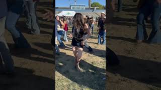 Mira Nomas K Bien Baila. La Morrita Pal Stadium