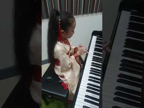 วีดีโอออดิชั่น เปียโน 5 เพลงรวด : โดย น้องปาย