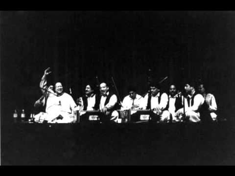Ustad Nusrat Fateh Ali Khan - Akh Lai Mein Jaddon De Tere Nal...