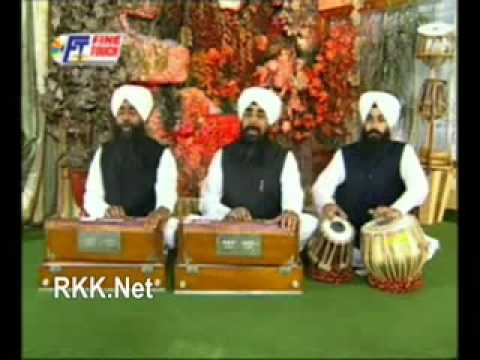 Bhai Davinder Singh Sodhi - Chinta Chhad Achint Raho.flv