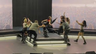 Jennie Twerking Visa Live Jennie In Pairs