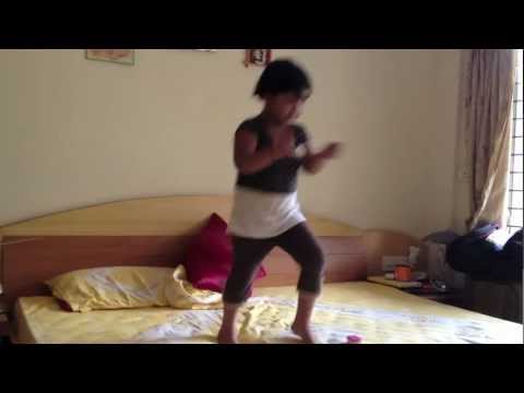 Tujhe milne main aaye haye raato mein