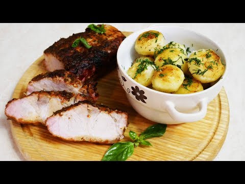 Сытный и вкусный УЖИН свинина в томатном соусе и румяный картофель с зеленью Сытный и вкусный УЖИН свинина в томатном соусе и румяный картофель с зеленью