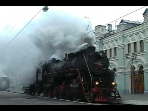 L-5231 stream locomotive with retro-train on Circle railroad, Moscow.