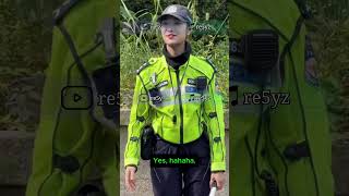 Polisi Cantik Dan Jujur Dari China