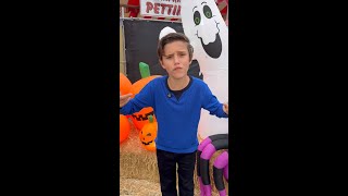 Crayola Halloween Light-Ups With Kid Reporter Dylan Emery
