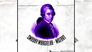 Watch Smooky Margielaa Mozart video