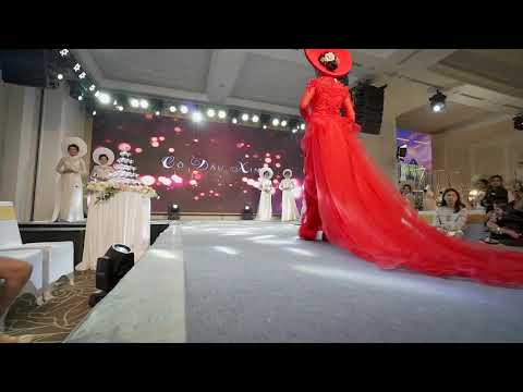 Trình Diễn Áo Dài Cô Dâu Xinh