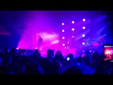 Paramore, Fast In My Car, Vancouver 2013