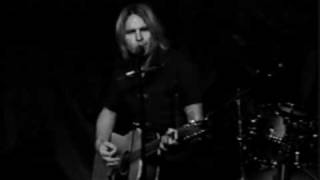 Watch Mike Peters Rise video