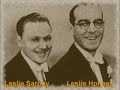 The Two Leslies - Goodnight (Get Your Torchlight) / It's a Hap-Hap-Happy Day (1940)