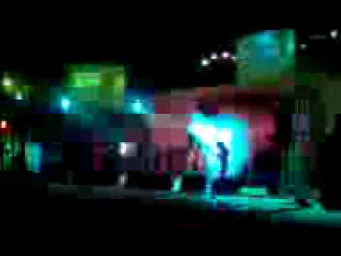 Mohit Chauhan Live at IIT Delhi - Pheli Baar Mohabbat from Kaminey...