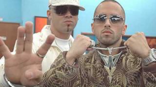 Watch Wisin Yandel Me Tienes Delirando video