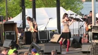 Watch 10000 Maniacs Eden video
